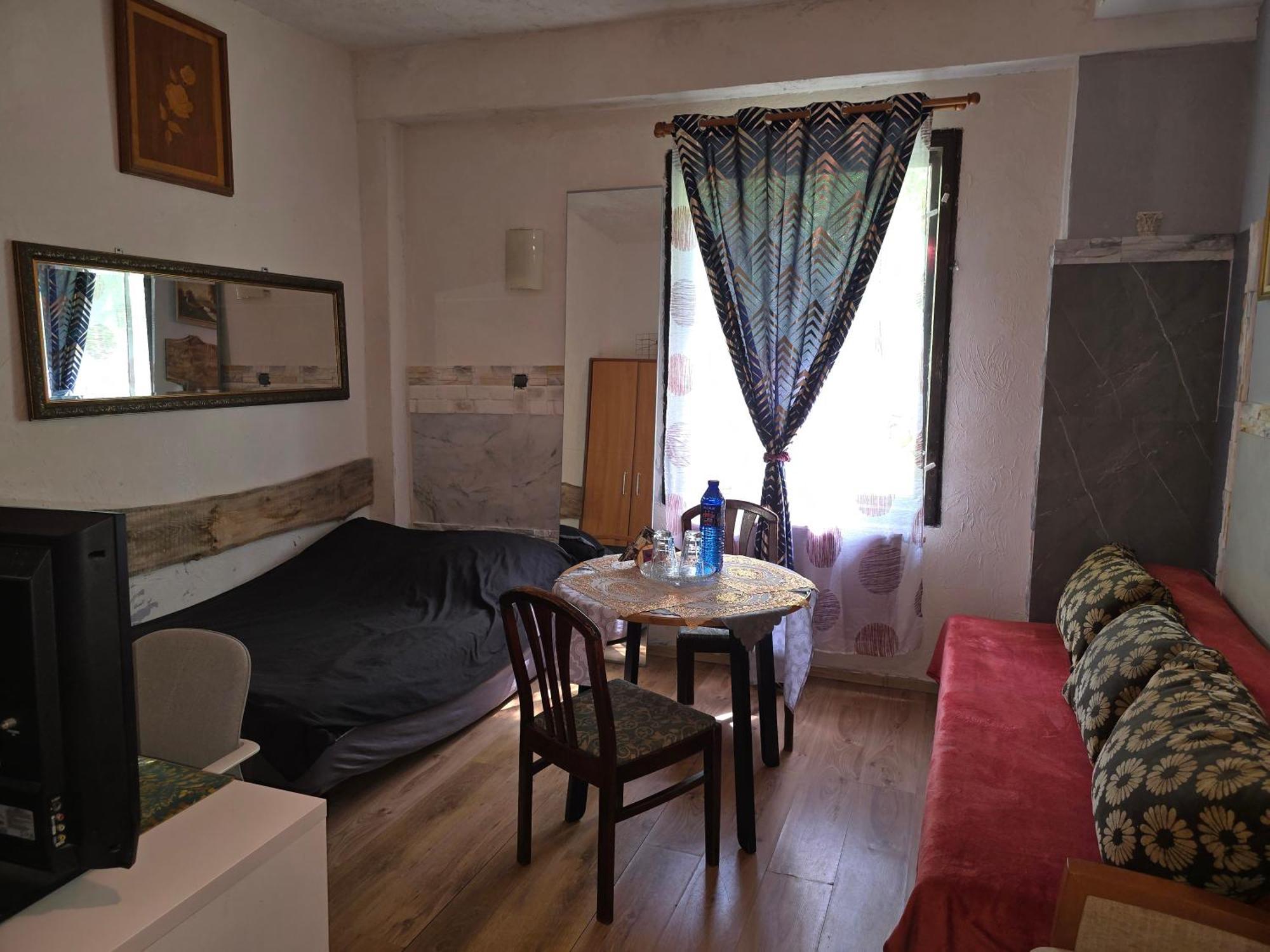 Hostel Apollo Zabkowice Slaskie Buitenkant foto