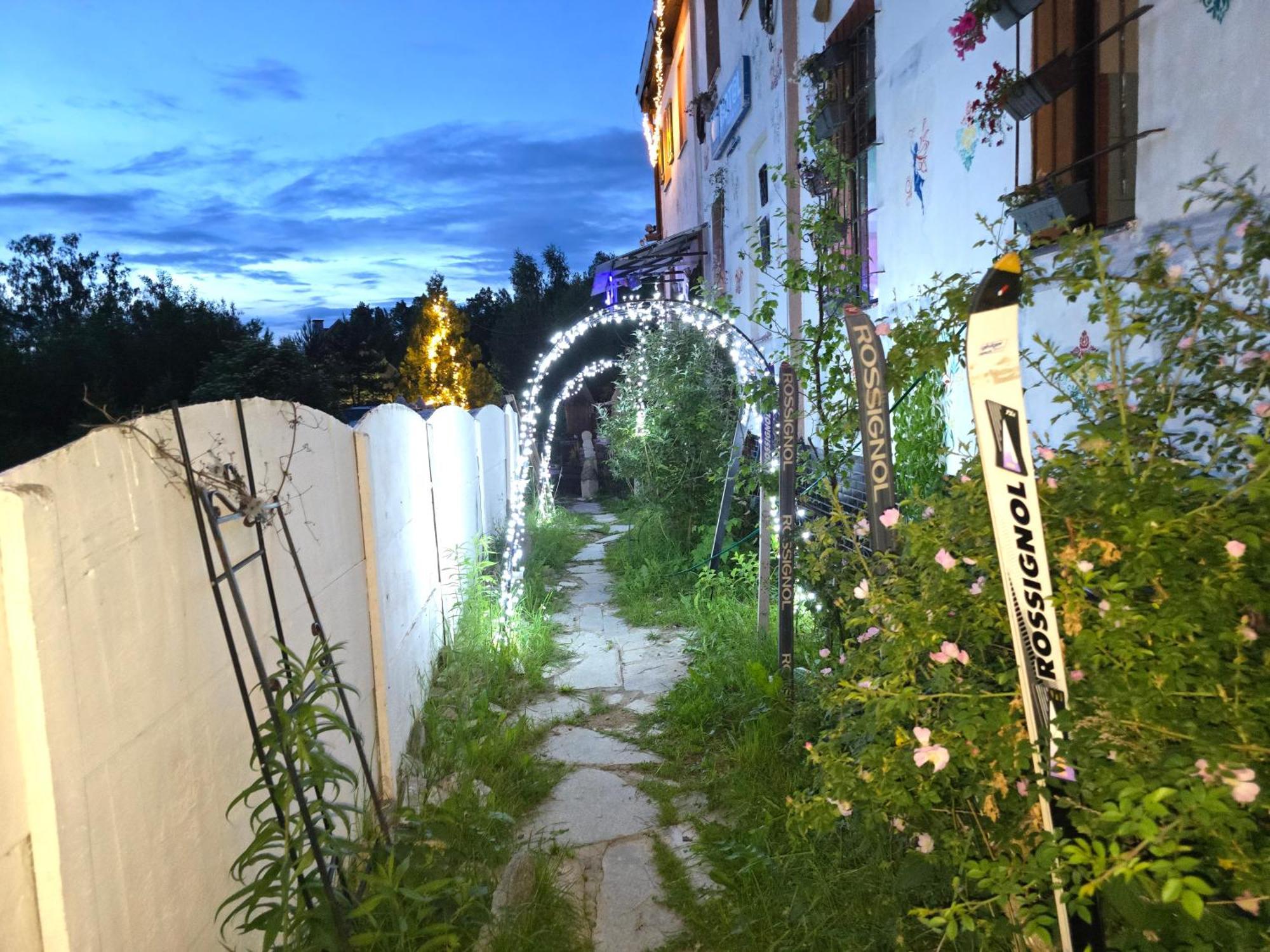 Hostel Apollo Zabkowice Slaskie Buitenkant foto